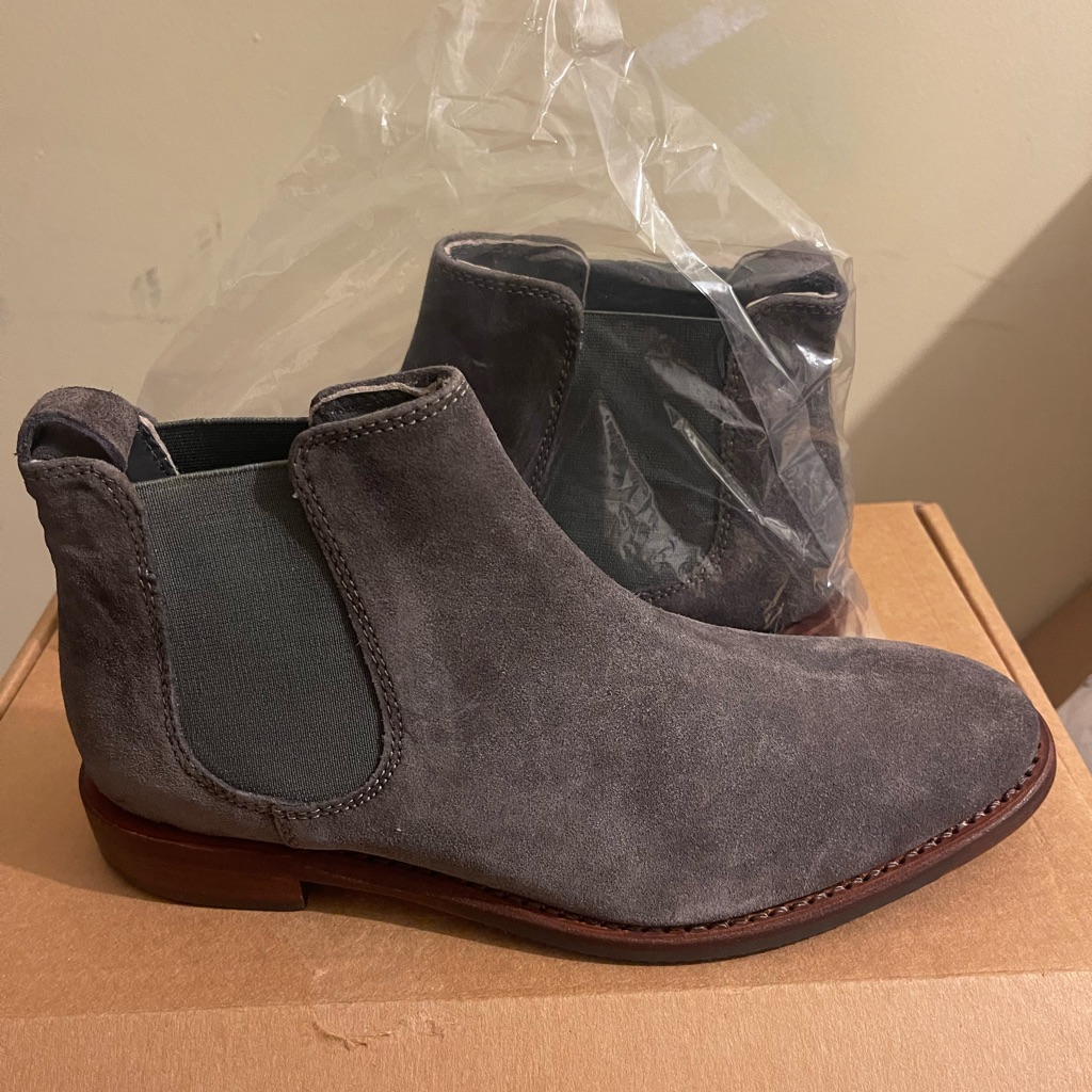 Brand New Johnston  Murphy Suede Leather Slip On Ankle Boots Size 6